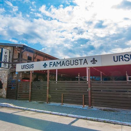 Famagusta Hotel Vama Veche Buitenkant foto